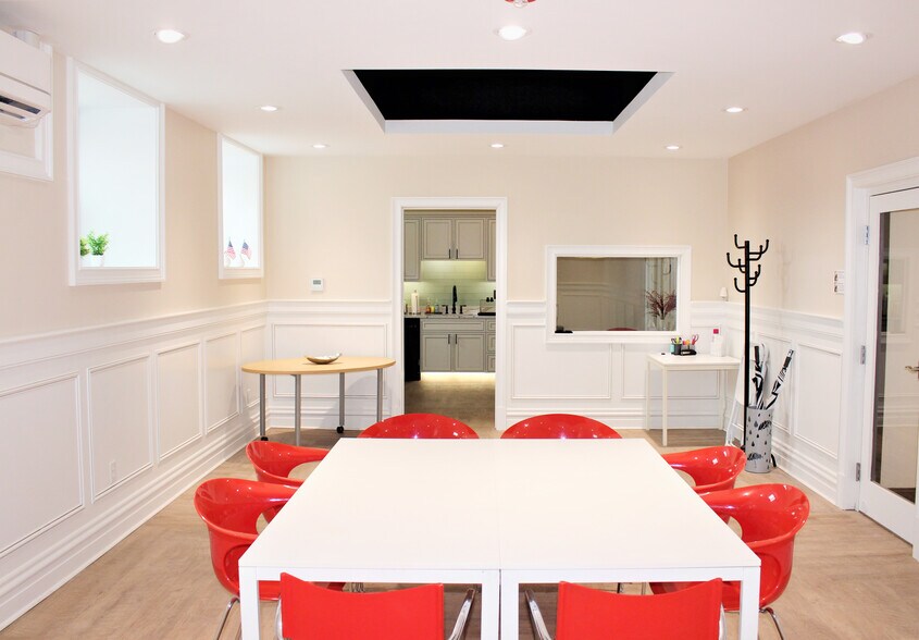 More Photos Of 901-907 West St, Pittsburgh Office Residential For Lease