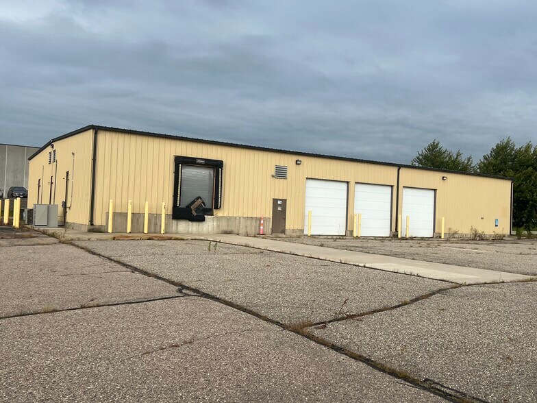 More Photos Of 2795 Park Dr, Owatonna Warehouse For Sale
