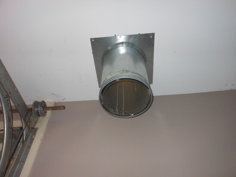 More Photos Of 643 Massachusetts Ave, Indianapolis Storefront For Lease