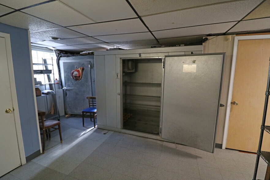 More Photos Of 2722 Easton Ave, Bethlehem Restaurant For Sale