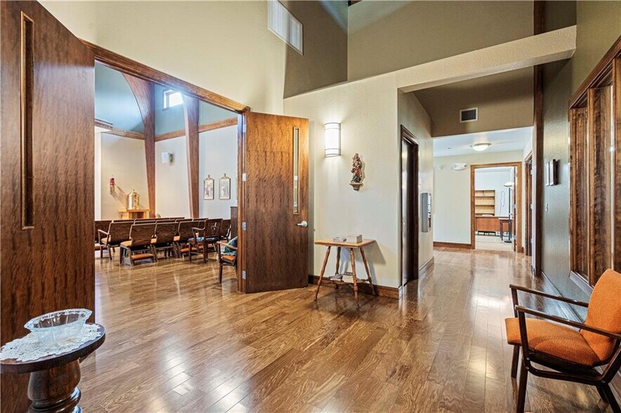 More Photos Of 301 Franciscan Way, Savannah Religious Facility For Sale