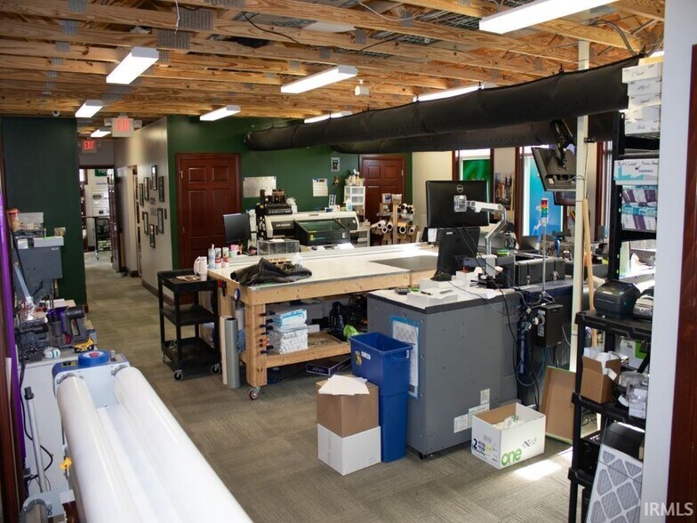 More Photos Of 2759 N Ford Rd, Vincennes Light Manufacturing For Sale