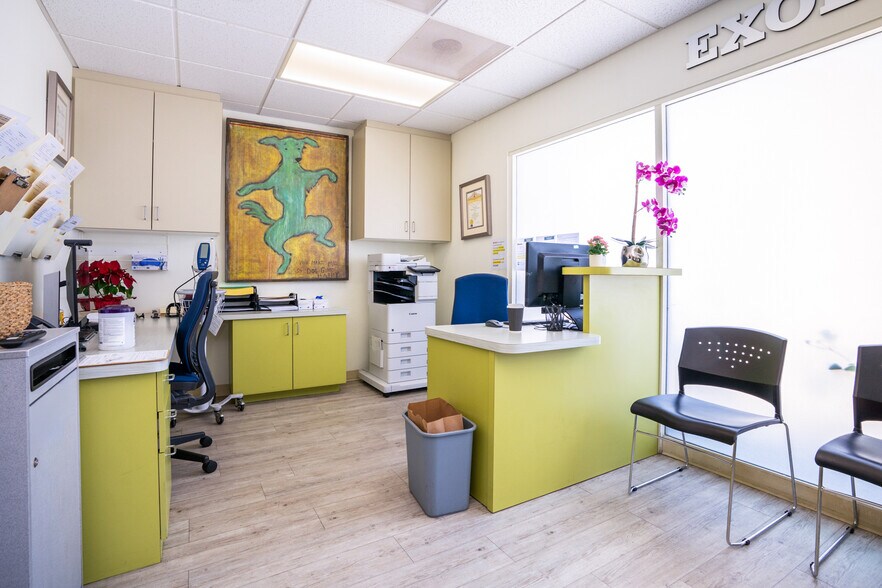 More Photos Of 11444 Washington Blvd, Culver City Medical For Sale