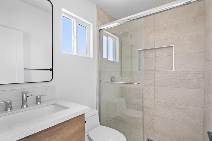 More Photos Of 2139 Balboa Ave, San Diego Apartments For Sale