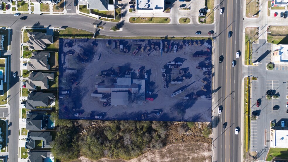 More Photos Of 613 N Shary Rd, Mission Warehouse For Sale