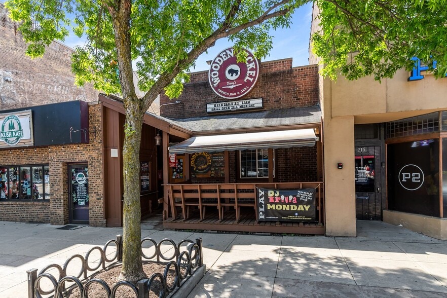 More Photos Of 217 E College Ave, Appleton Restaurant For Sale