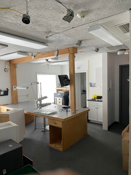 More Photos Of 3101 W Ridge Rd, Rochester Medical For Sale