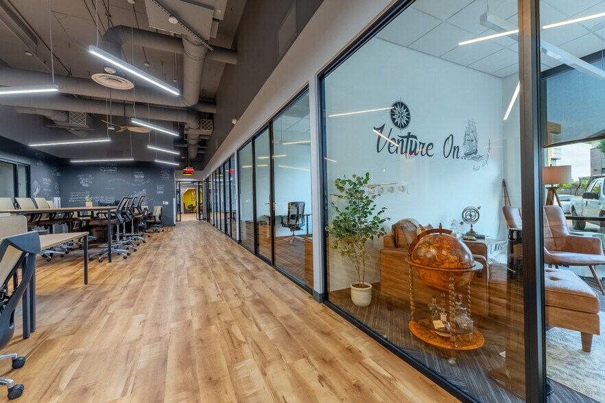 More Photos Of 163 Town Pl, Fairview Coworking Space