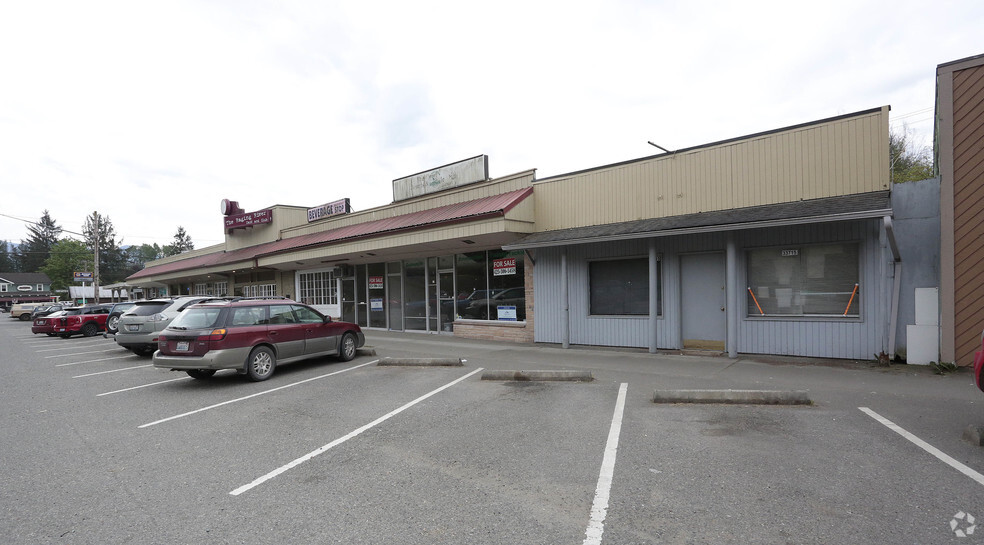 Primary Photo Of 33723-33731 SE Redmond Fall City Rd, Fall City Restaurant For Sale