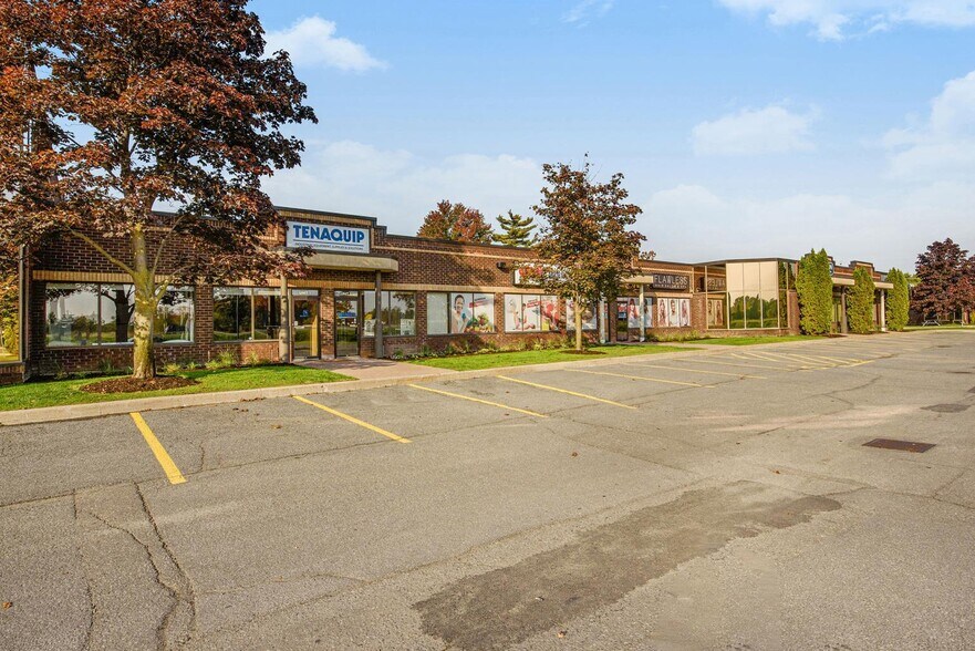 More Photos Of 6 Antares Dr, Ottawa Office For Lease