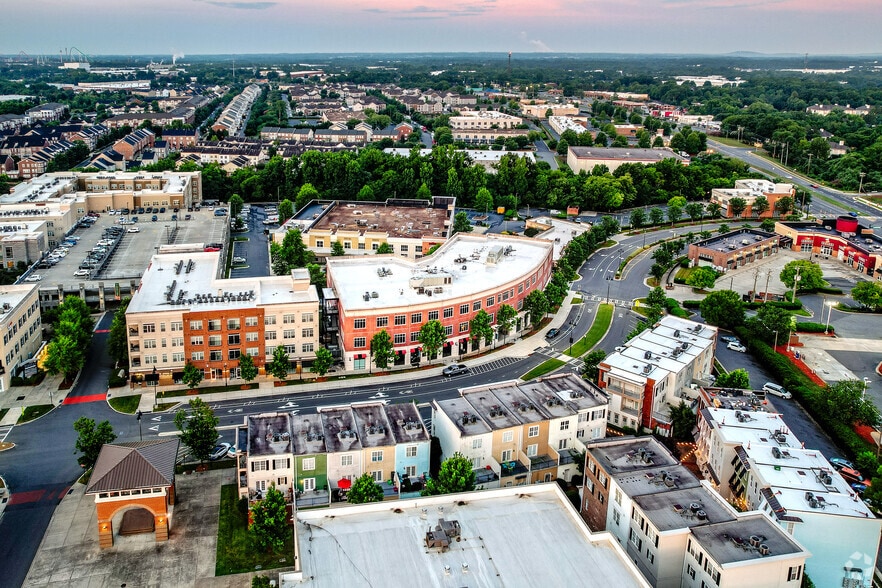 More Photos Of 2015 Ayrsley Town Blvd, Charlotte Unknown For Lease