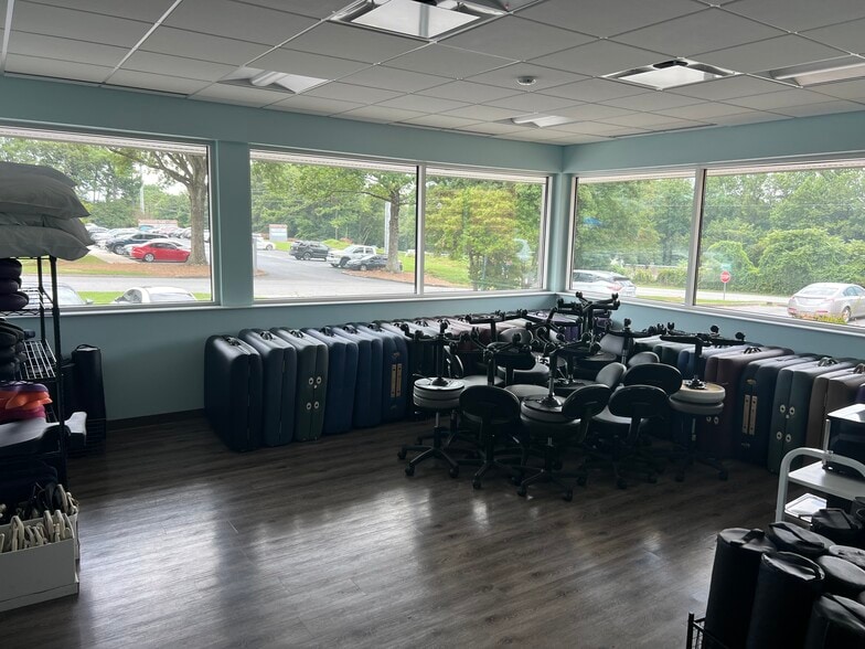 More Photos Of 1888 Cotillion Dr, Atlanta Loft Creative Space For Sale