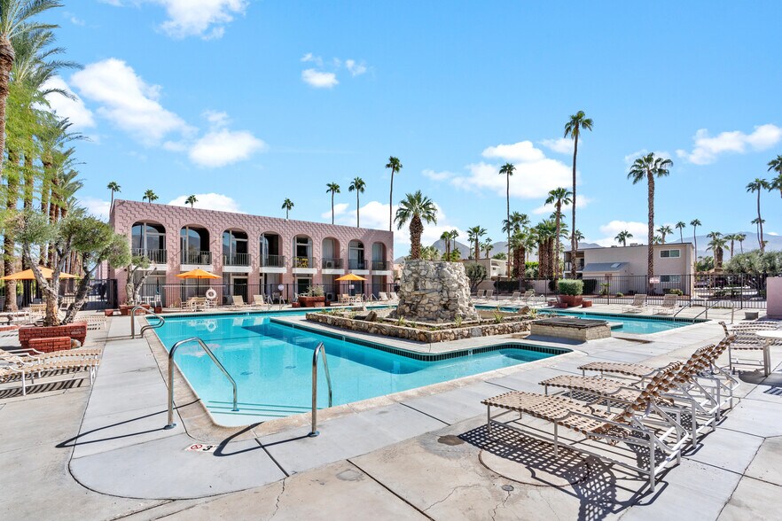 More Photos Of 74380 El Camino, Palm Desert Apartments For Sale