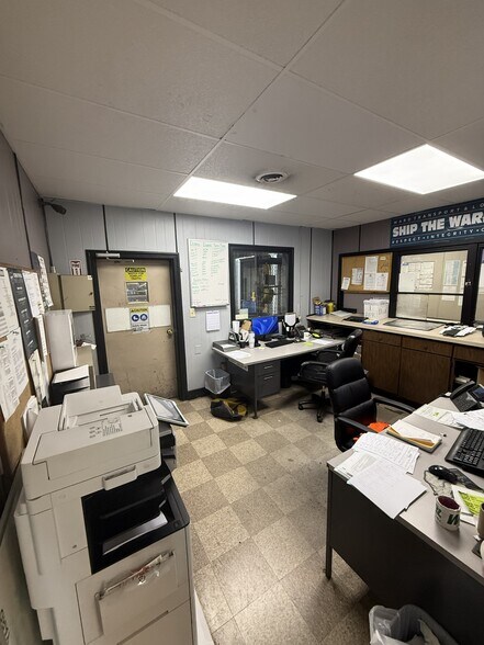 More Photos Of 18 Stone Castle Rd, Rock Tavern Truck Terminal For Sale