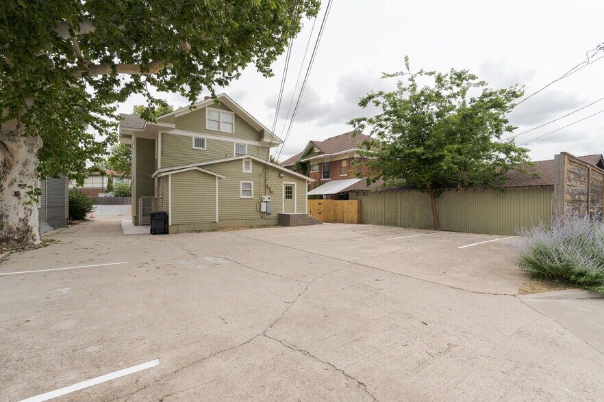 More Photos Of 1605 N Classen Dr, Oklahoma City Office Residential For Sale