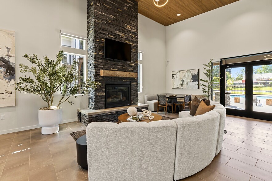 More Photos Of 7011 NE 126th St, Vancouver Apartments For Sale