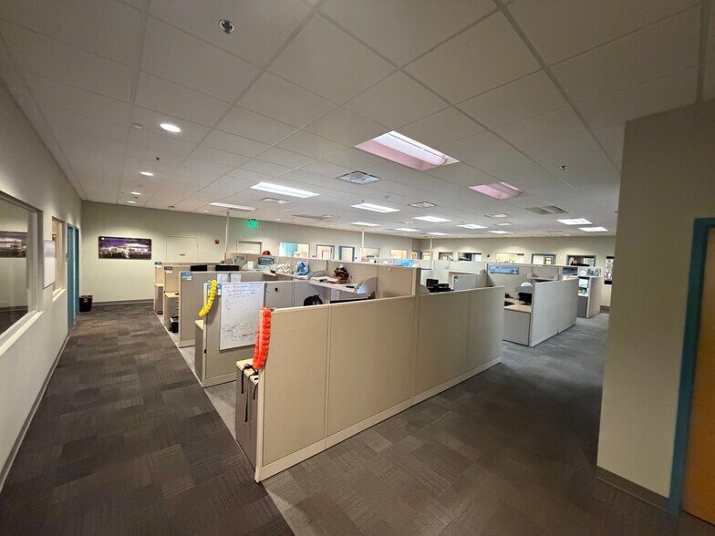 More Photos Of 160 N Westmonte Dr, Altamonte Springs Office For Sale