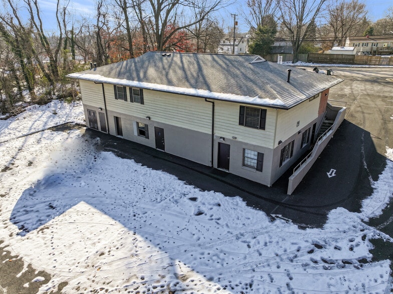 More Photos Of 1502 Featherstone Rd, Woodbridge Medical For Sale