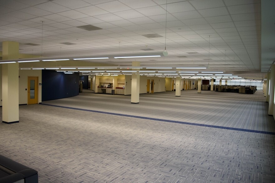 More Photos Of 201 Technology Park Dr, Lebanon Industrial For Lease