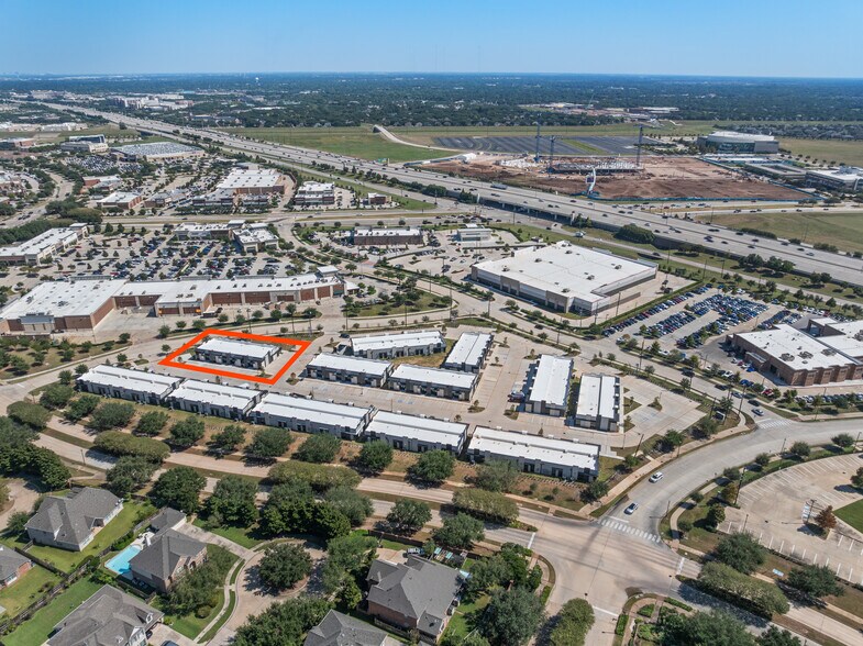 More Photos Of 7102 Tarrington Ave, Sugar Land Medical For Sale
