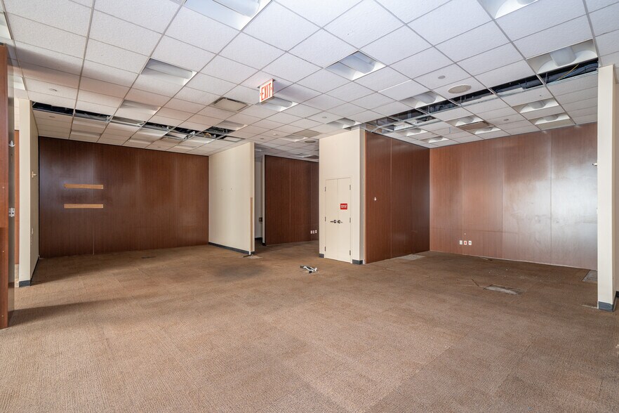 More Photos Of 245 Seventh Ave, New York Apartments For Lease