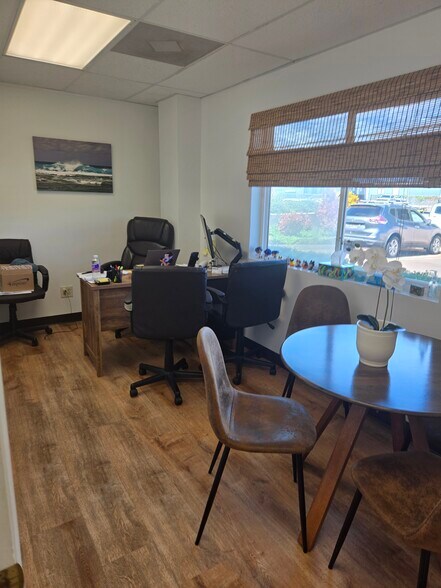 More Photos Of 400 Ala Makani St, Kahului Office For Lease