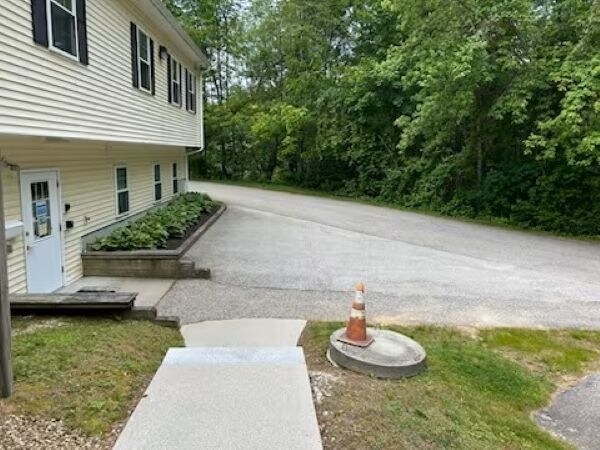 More Photos Of 246 Southbridge Rd, Charlton Office For Lease