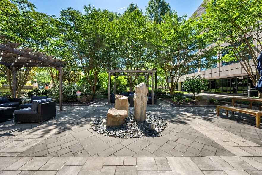 More Photos Of 3975 Fair Ridge Dr, Fairfax Office For Sale