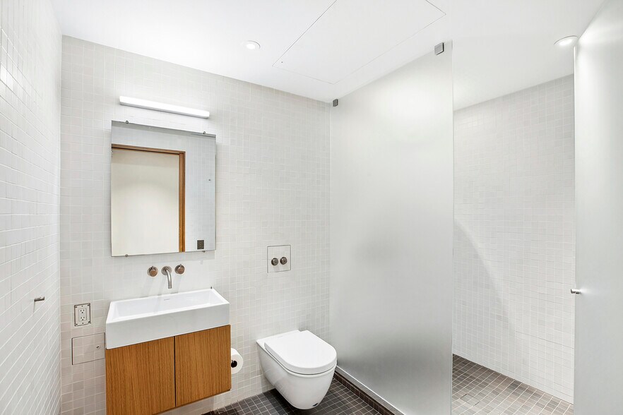 More Photos Of 26 E 78th St, New York Office Residential For Lease
