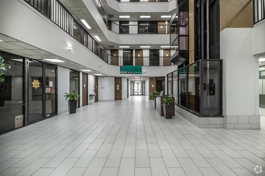 More Photos Of 505 N Sam Houston Pky E, Houston Unknown For Lease