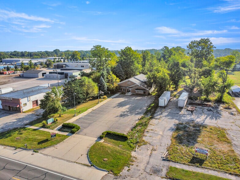 More Photos Of 435 Sumpter rd, Belleville Hospital For Sale