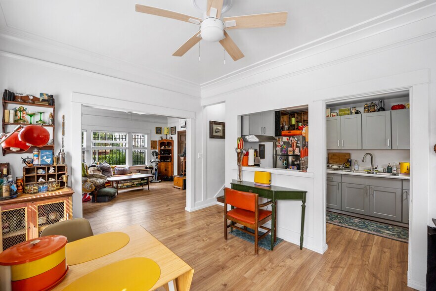 More Photos Of 204 S Serrano Ave, Los Angeles Apartments For Sale