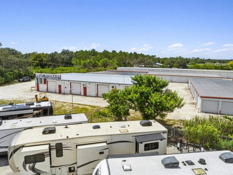 More Photos Of 107 Caladium Row, Sebring Self Storage For Sale