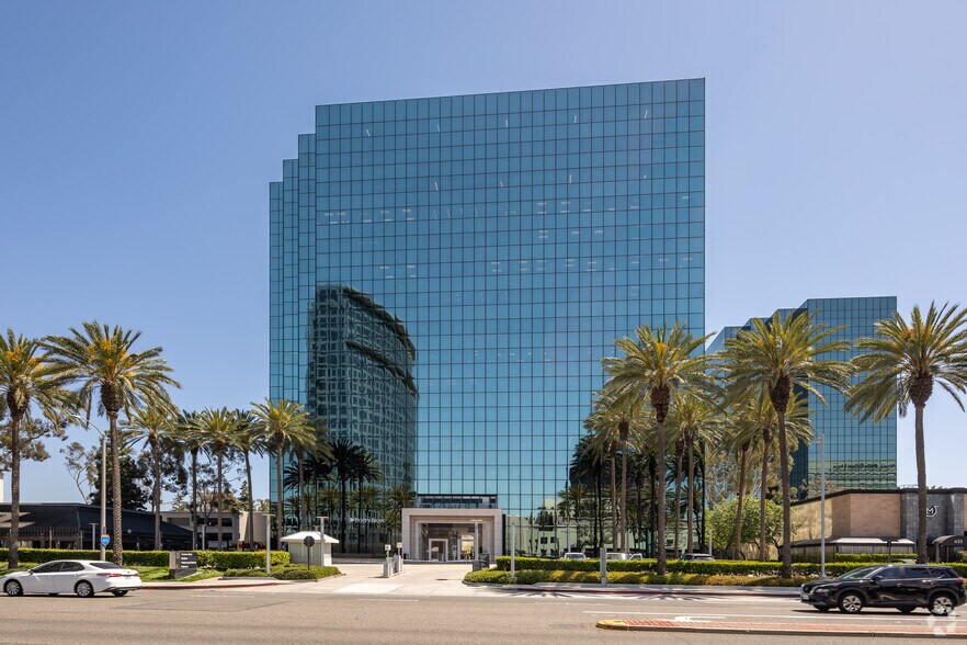 More Photos Of 611 Anton Blvd, Costa Mesa Office For Lease