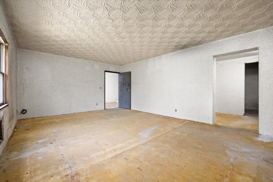 More Photos Of 170 Round House St, Braidwood Apartments For Sale
