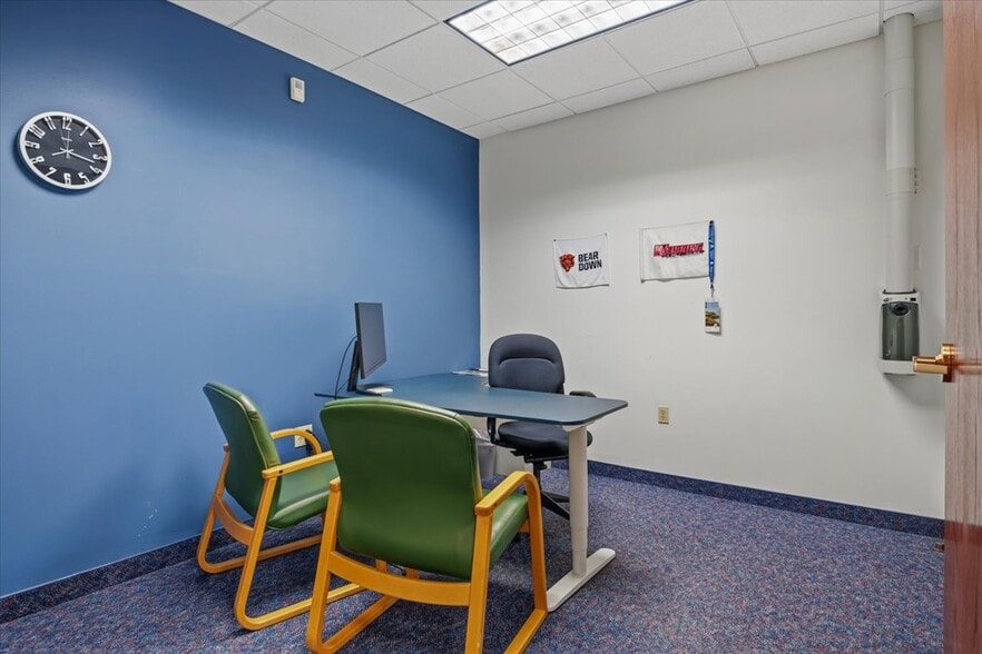 More Photos Of 1124 Centre West Dr, Springfield Office For Lease