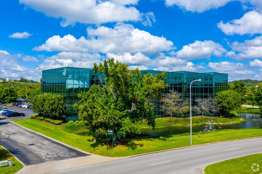 More Photos Of 501 Great Circle Rd, Nashville Office For Lease