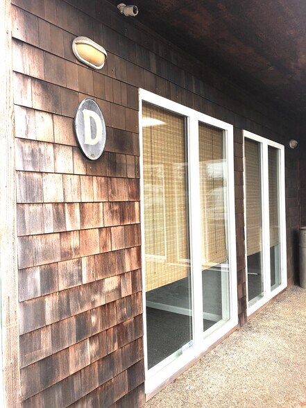 More Photos Of 3095 US-101, Gearhart Office For Lease