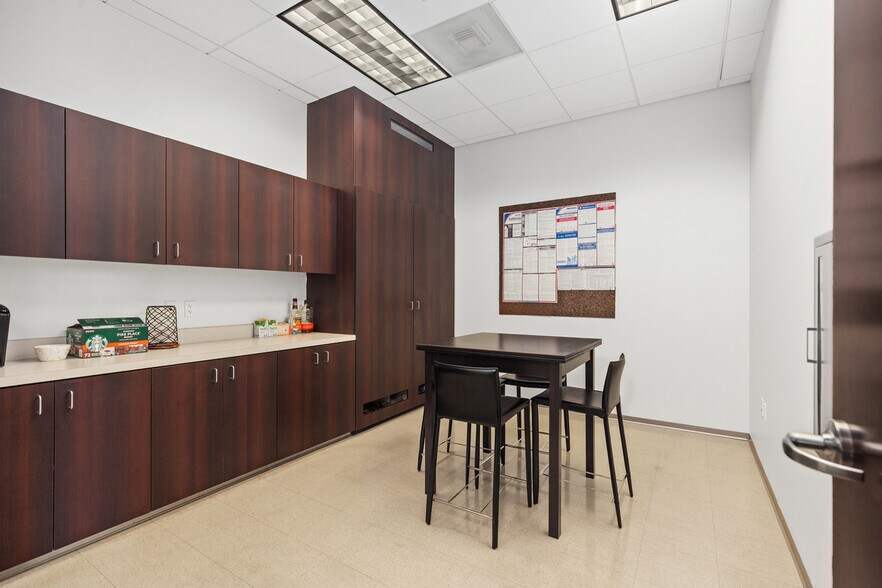 More Photos Of 9070 Irvine Center Dr, Irvine Loft Creative Space For Sale