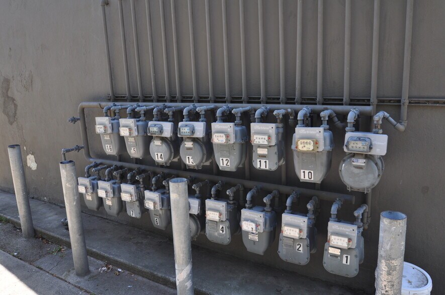 More Photos Of 3539 Edison Ave, Sacramento Apartments For Sale