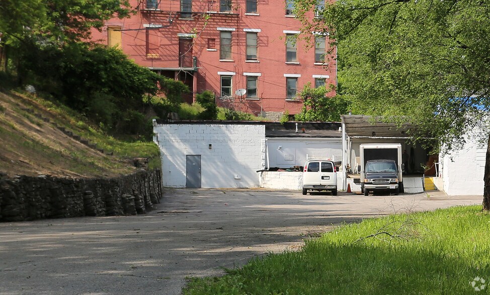 More Photos Of 1400 State Ave, Cincinnati Warehouse For Lease