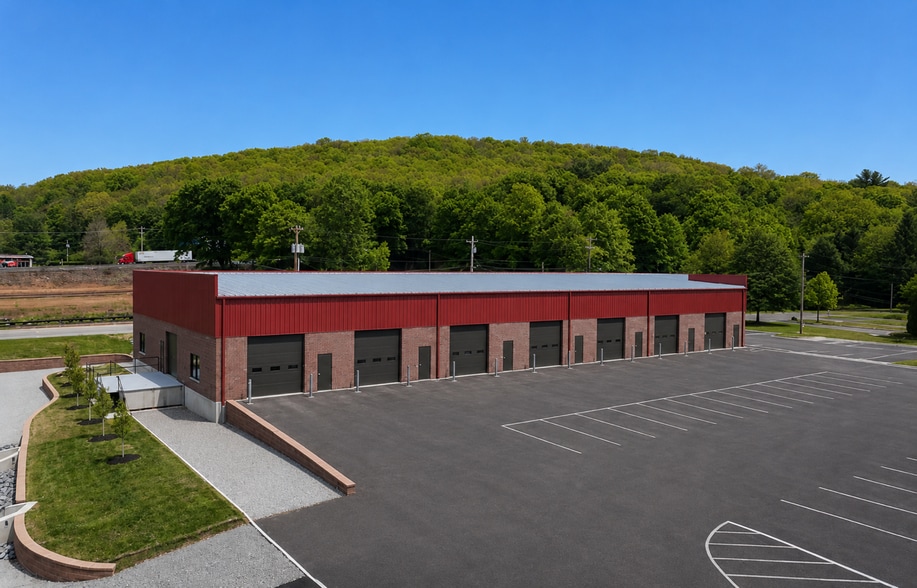 More Photos Of 1574 Sussex Tpke, Randolph Warehouse For Lease