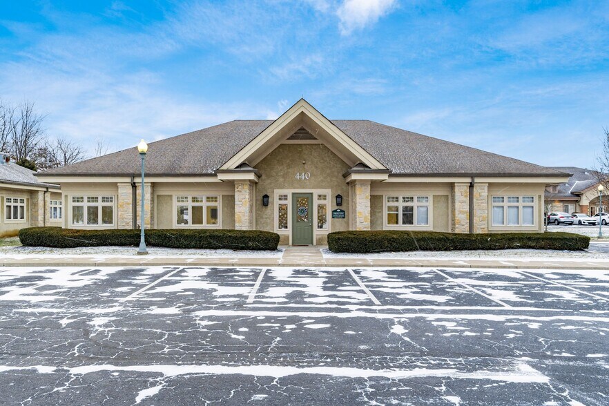 Primary Photo Of 440 Beecher Rd, Columbus Medical For Lease