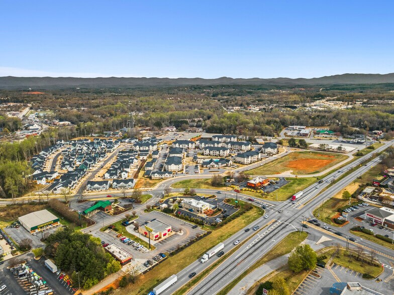 More Photos Of 515 Roe Center Ct, Travelers Rest Land For Lease