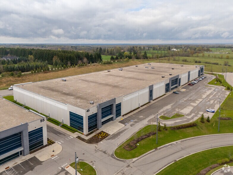 More Photos Of 45 Quarterman Rd, Puslinch Warehouse For Lease