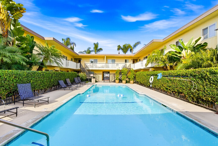 More Photos Of 660 F St, Chula Vista Apartments For Sale