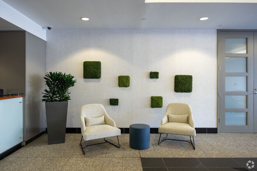 More Photos Of 4550 North Point Pky, Alpharetta Office For Sale