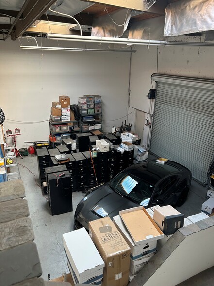 More Photos Of 1215-1223 N Tustin Ave, Anaheim Light Distribution For Sale