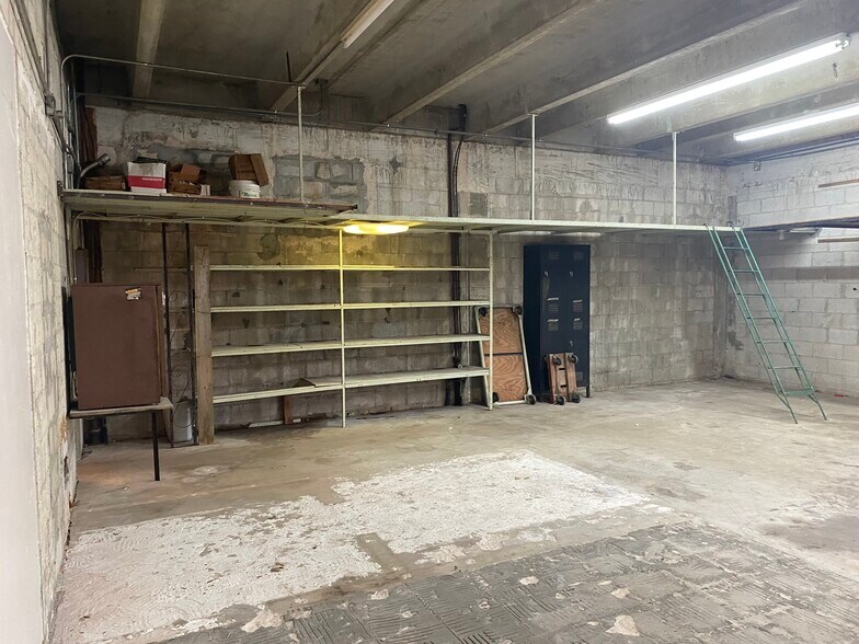 More Photos Of 2126 Collins Ct, Hollywood Refrigeration Cold Storage For Lease