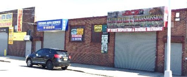 Primary Photo Of 70-16-70-18 51st Ave, Woodside Auto Repair For Sale